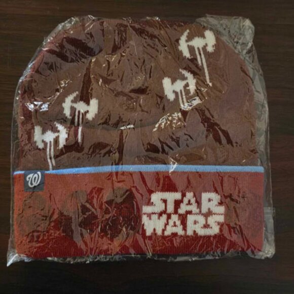 Star Wars Beanie Washington Nationals SGA 2024 Reversible Winter Hat NIP - Picture 3 of 7